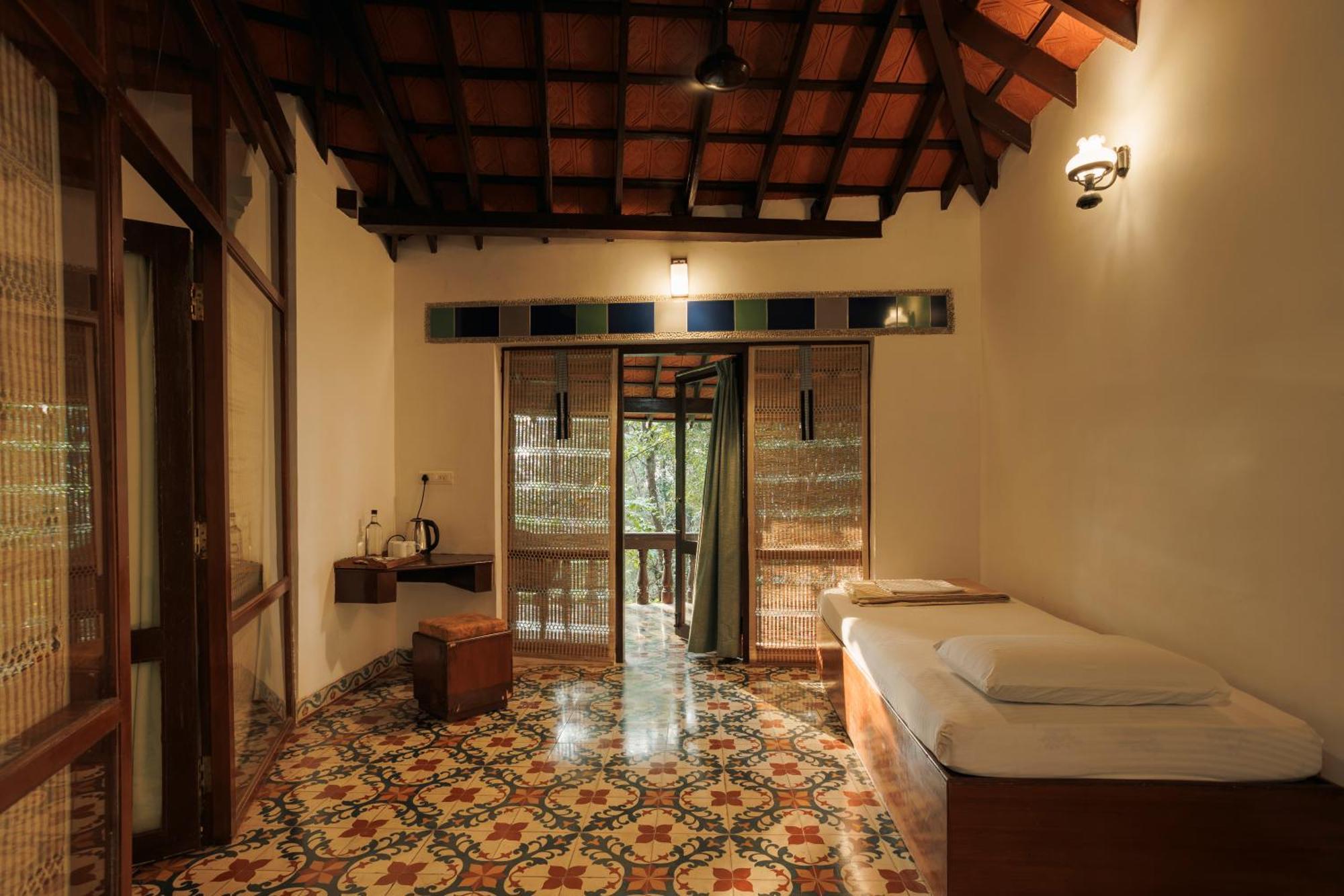 Sai Vishram Beach Resort Bainduru Buitenkant foto